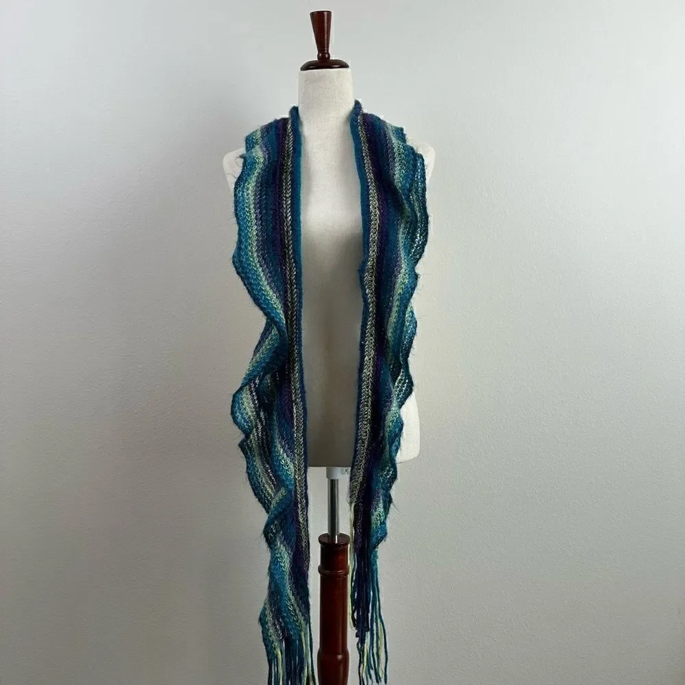 EUC Unbranded Women’s Knitted Scarf